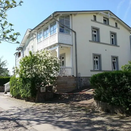 Διαμέρισμα Villa-rosengarten-ferienwohnung-terra Sassnitz