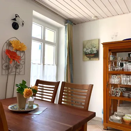 Villa-rosengarten-ferienwohnung-terra Διαμέρισμα